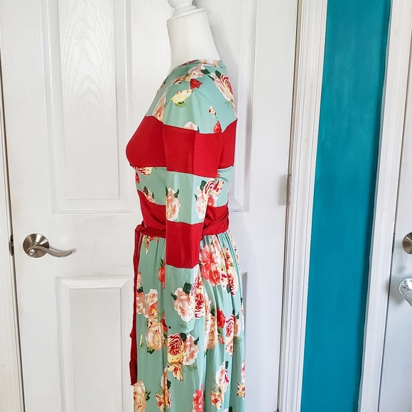 Reb & J Maxi Dress Vintage Floral Aqua  Green Red Elastic Waist NWOT Medium - Picture 11 of 16